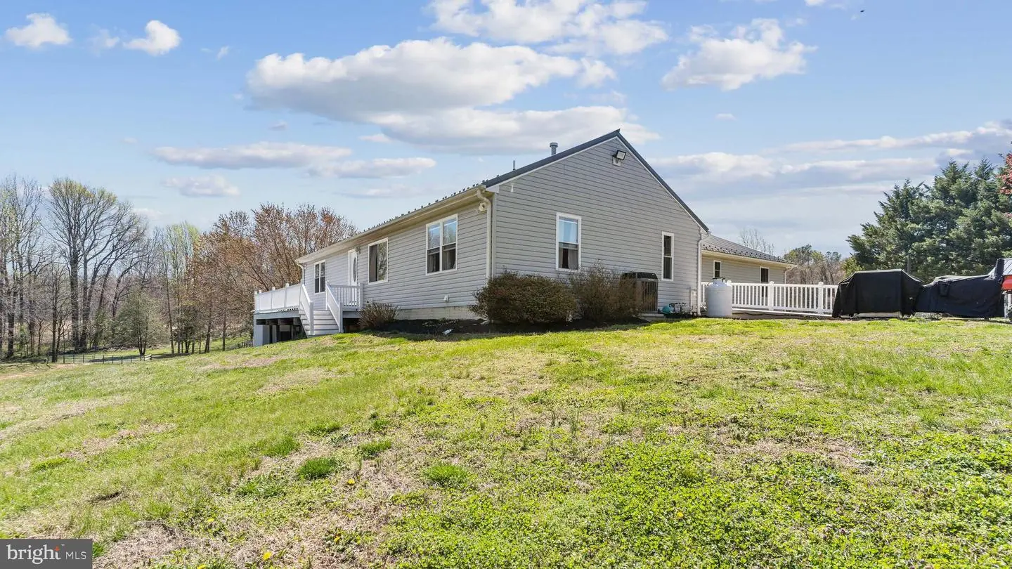 13717 MARTIN RD   - REMAX Realty Group Rehoboth Real Estate