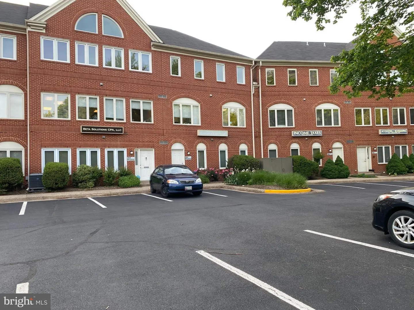 299 HERNDON PKWY #106   - REMAX Realty Group Rehoboth Real Estate
