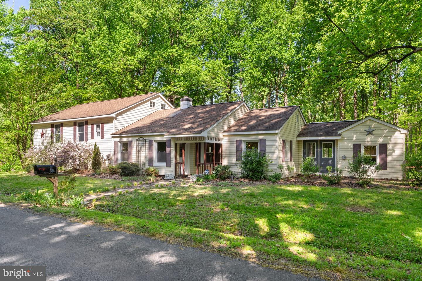 570 COURTHOUSE MOUNTAIN   - REMAX Realty Group Rehoboth Real Estate