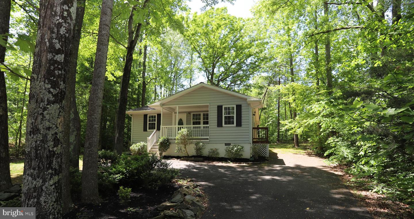 105 MAPLE CT   - REMAX Realty Group Rehoboth Real Estate