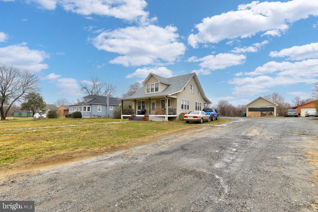 318 WARRENTON RD   - REMAX Realty Group Rehoboth Real Estate