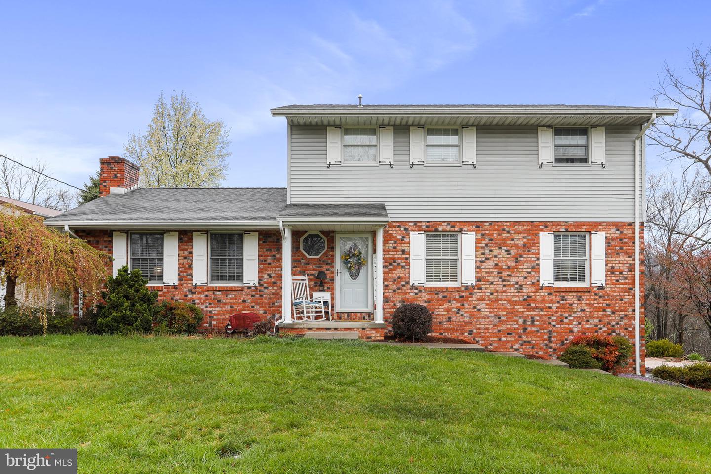 263 ROSEANNA ST   - REMAX Realty Group Rehoboth Real Estate